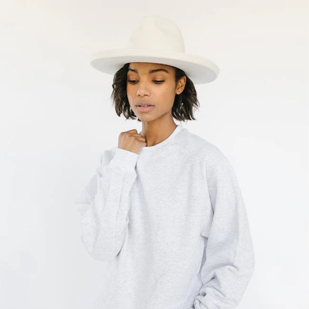 GIGI PIP SWEATSHIRT